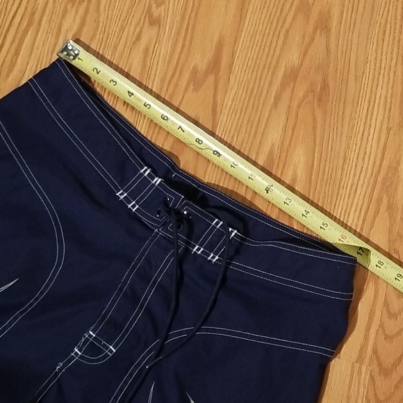 Physical science shorts 36 - Picture 7 of 9